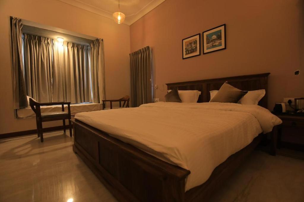 Dheergarh Palace Udaipur Exteriör bild