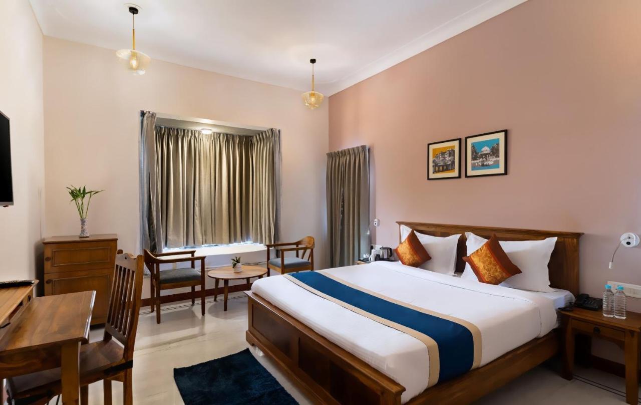 Dheergarh Palace Udaipur Exteriör bild