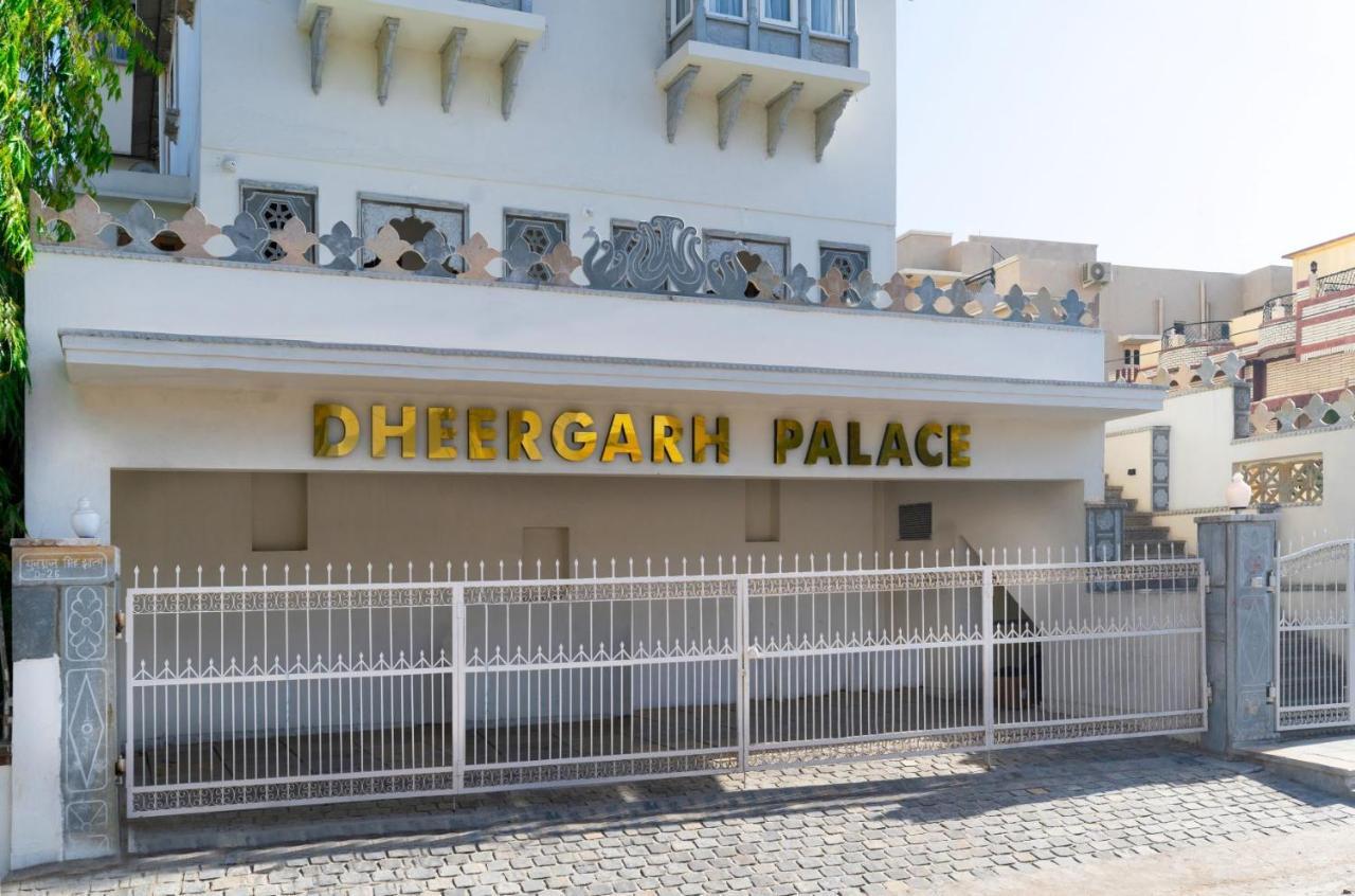Dheergarh Palace Udaipur Exteriör bild