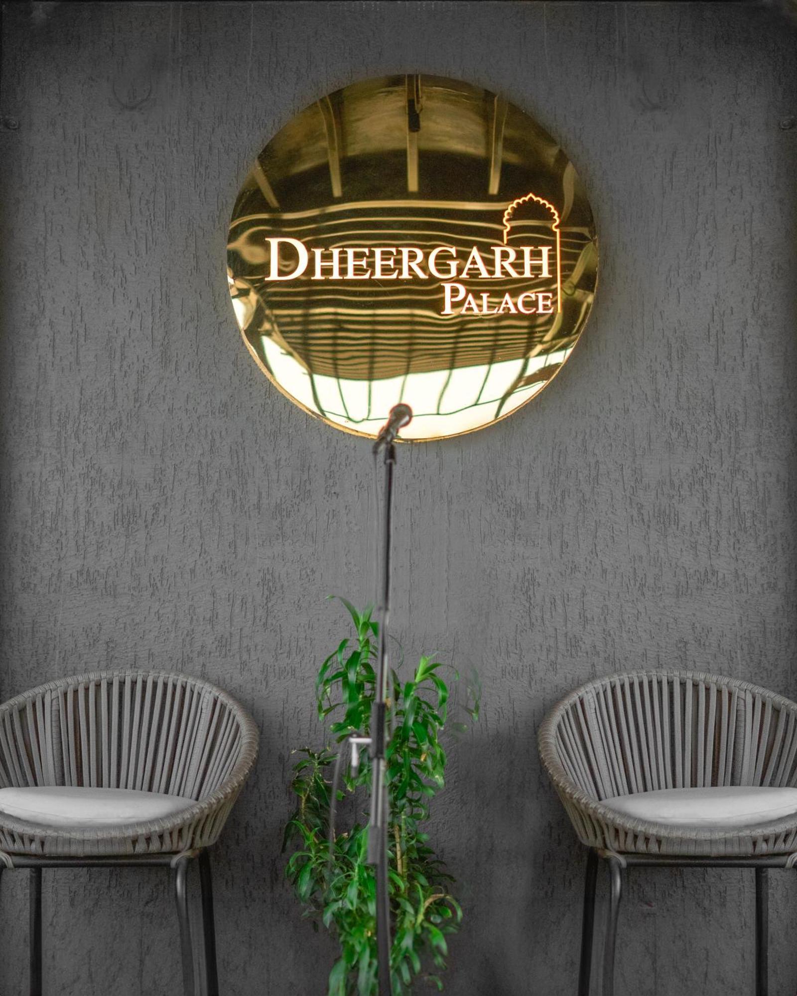Dheergarh Palace Udaipur Exteriör bild